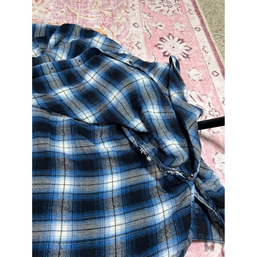 BDG Urban Outfitters Plaid Flannel Shirt Oversized Small Blue Black White Casual - Picture 4 of 6